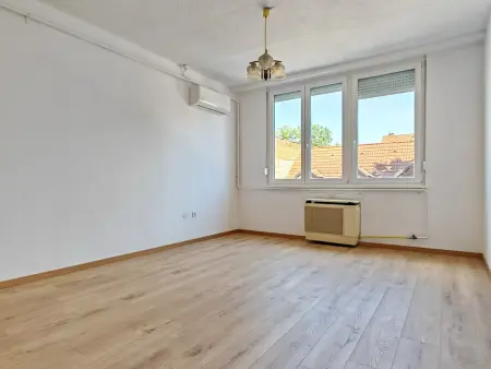 Kiadó panellakás, Eger 3 szoba 55 m² 140 E Ft/hó